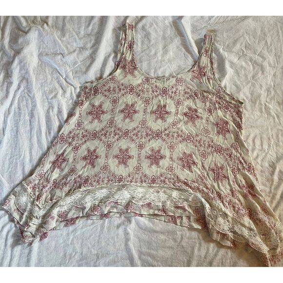 Mimi Chica Soho Sharkbite Tunic | Pink Paisley Lace Trim Festival Top | Size M - Picture 10 of 15